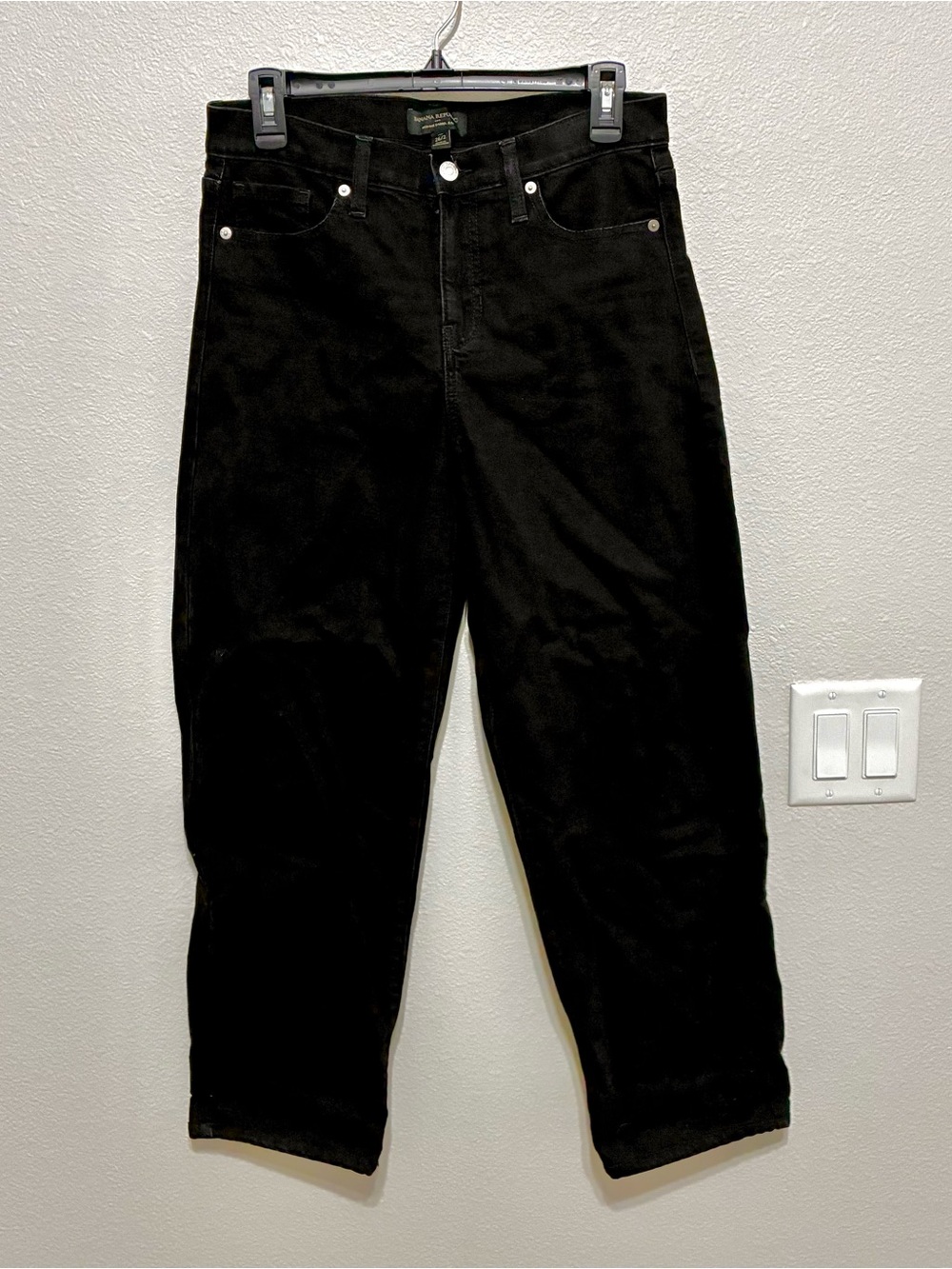 Banana Republic Black High-Rise Barrel Jean Women’s size 26/2 Tall